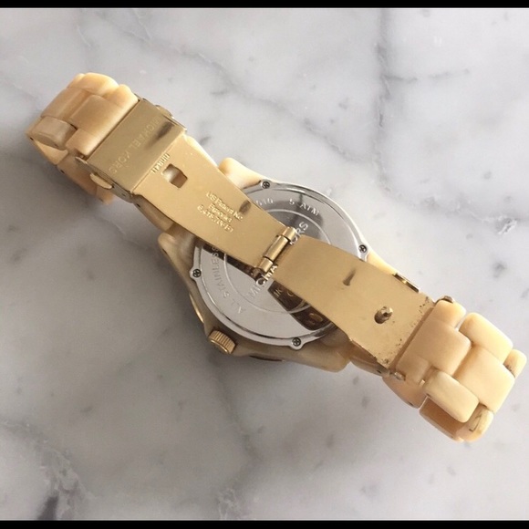 COPY - Michael Kors Tan & Gold Watch - Picture 7 of 7